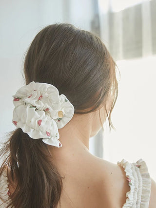 Strawberry Motif Frill Hair Scrunchies