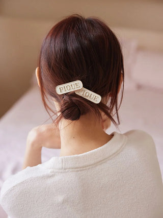 Logo Hair Clips Set