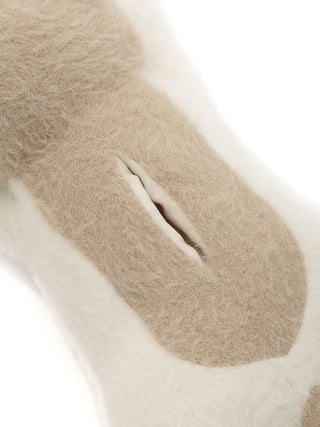 Beige CAT Plush Tissue Holder from Gelato Pique USA, combining cozy decor with functionality for premium loungewear and sleepwear spaces.