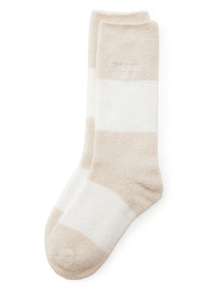 Smoothie 2 Border Fuzzy Socks with beige and white stripes, made from plush Gelato Pique fabric for warmth and style.