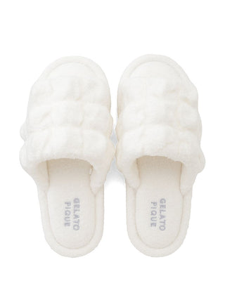 Bubble Moco Cozy Bedroom Indoor Slip On Shoes in OFF WHITE, Women's Lounge Room Slippers, Bedroom Slippers, Indoor Slippers at Gelato Pique USA.