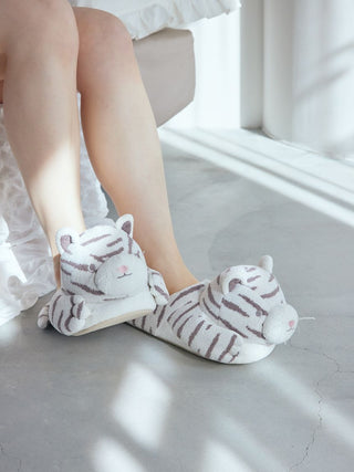 Gelato Pique USA white tiger slippers showcasing premium loungewear and sleepwear for children with fluffy knit design and 3D tiger features.