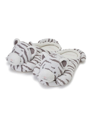 Children's white tiger house slippers from Gelato Pique USA, featuring a fluffy knit design with round eyes, premium loungewear and sleepwear.