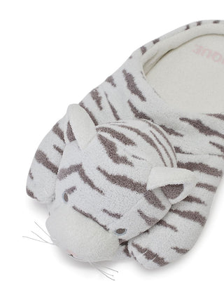 Gelato Pique USA white tiger house slipper with 3D plush design, featuring round eyes and front legs, part of premium loungewear collection.