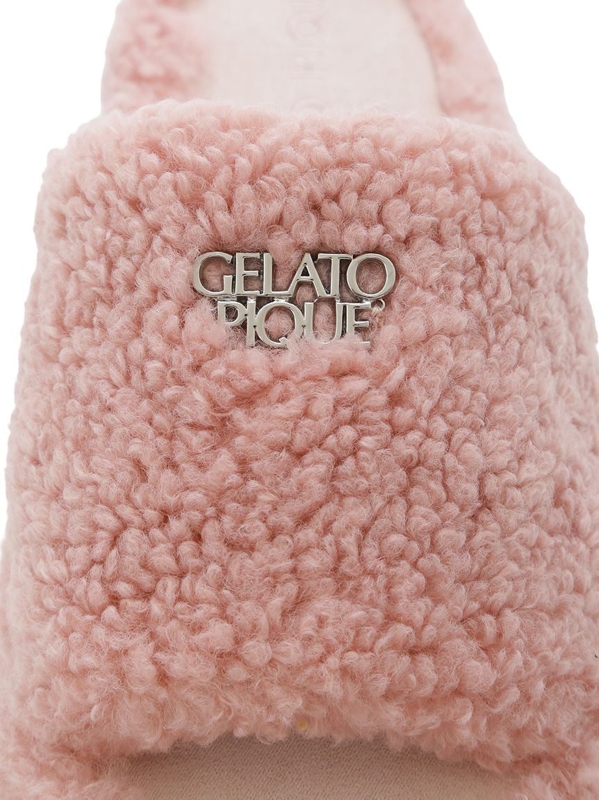 Logo Boa Fleece Room Shoes