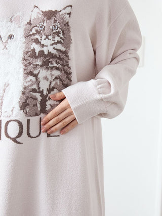 Airy Moco Twin Cats Jacquard Dress