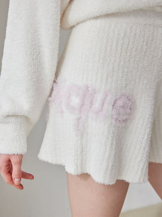 Frill Logo Rib Feather Short Pants