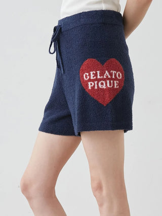 Cool Smoothie Bear Heart Jacquard Shorts