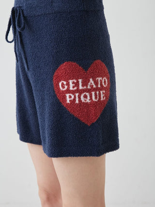 Cool Smoothie Bear Heart Jacquard Shorts