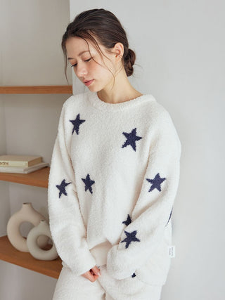 Cozy off-white pullover with navy star pattern by Gelato Pique USA, perfect for premium loungewear and sleepwear, ideal for home lounging.