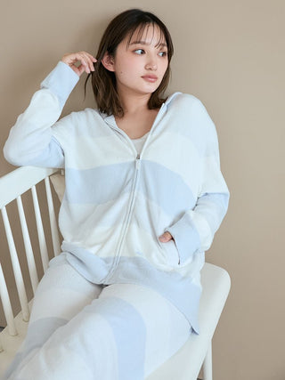 Smoothie Lite 3 Cool Border Hoodie