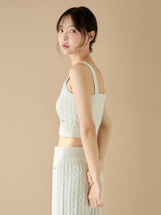 Spring Airy Moco Aran Bustier