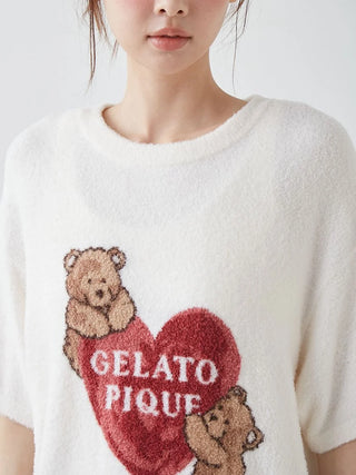 Cool Smoothie Bear Heart Jacquard Pullover
