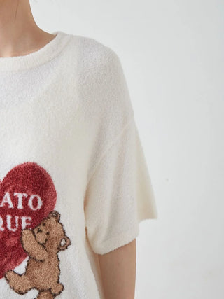 Cool Smoothie Bear Heart Jacquard Pullover