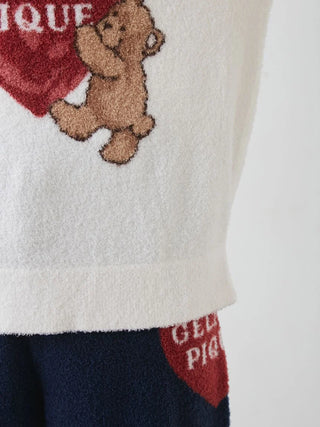 Cool Smoothie Bear Heart Jacquard Pullover