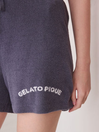 Smoothie Lite Casual Logo Jacquard Pullover & Shorts Set
