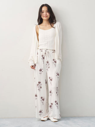 Smoothie Eyelet Camisole With Built-in Bra