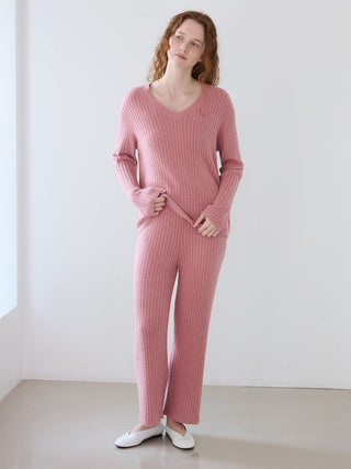 Temperature-regulating Smoothie Ribbed Pullover - view 12