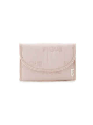 Pique Quilting Pocketbook Long Wallet Case S in soft quilted fabric with embossed logo, showcasing elegant and minimalistic style.