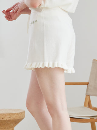 Airy Moco Frill Shorts