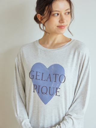 Heart Motif Long T-shirt