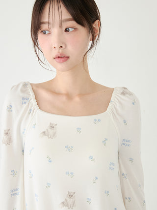 Cat and Flower Pullover with Built-in Cups