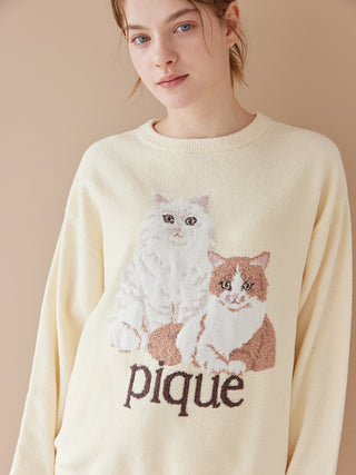 Airy Moco Cat Jacquard Pullover