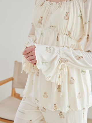 Ribbon Bunny Pullover with Built-in Cup