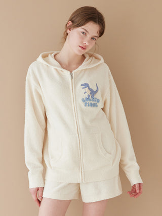 Airy Moco Dinosaur Sagara Embroidery Shorts