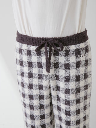 [Chocolate & Framboise] [MENS] Baby Moco Gingham Check Pants with white shirt