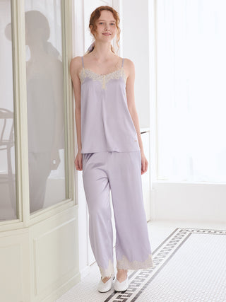 Cool Satin Lace Camisole With Built-in Bra
