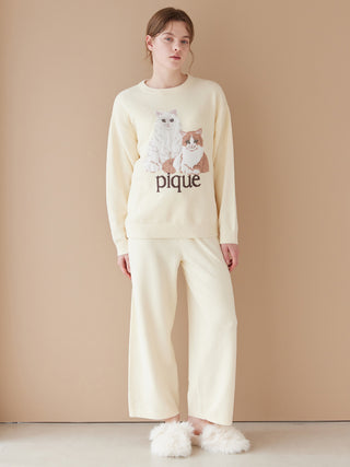 Airy Moco Cat Jacquard Pullover