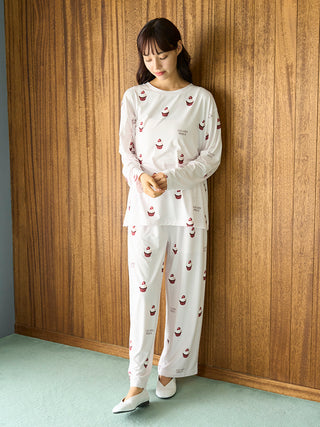 Cute Variety Motif Cut-and-sew Pullover