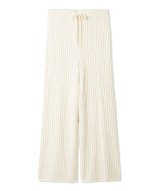 Cozy premium loungewear by Gelato Pique USA. Cream-colored Temperature-Control Smoothie Lounge Pants for stylish sleepwear.