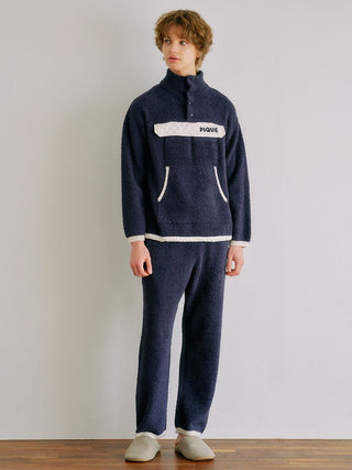 [BEGIN] Men's Powder Color-scheme Pants