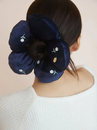 Navy Flowers Velour Hair Scrunchie gelato pique