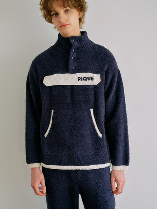 [BEGIN] Men's Powder Color-scheme Pullover