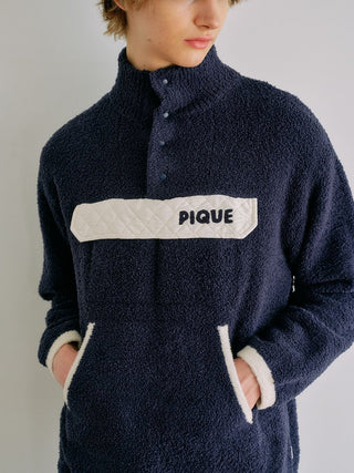 [BEGIN] Men's Powder Color-scheme Pullover