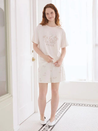 Bath Time Cat T-shirt