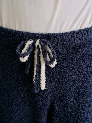 [BEGIN] Men's Powder Color-scheme Pants