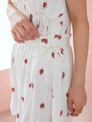 Strawberry Rayon Cut-and-sew Shorts