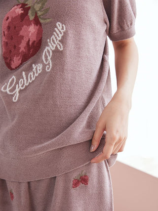 Airy Moco Strawberry Jacquard Pullover