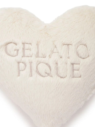 [Sleep] Heart Fur Cushion - view 17