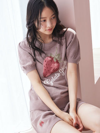Airy Moco Strawberry Jacquard Shorts