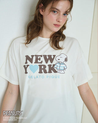 Model wearing [PEANUTS] NYC Exclusive One-Point T-Shirt