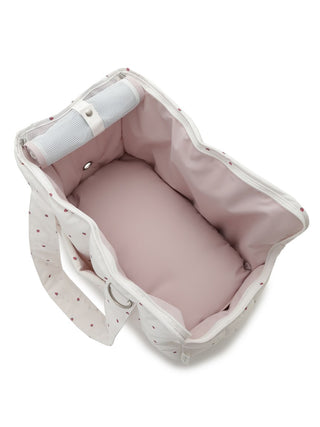CAT & DOG Strawberry Quilted Carry Bag by Gelato Pique USA. A fluffy cotton strawberry print tote quilted bag for adults. The zippered top cover fits dogs and cats up to 6 kg. 