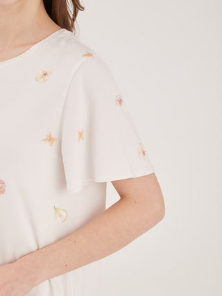 Juicy Flower Pattern T-shirt- Ultimate Mother's Day Gift Guide at Gelato Pique USA