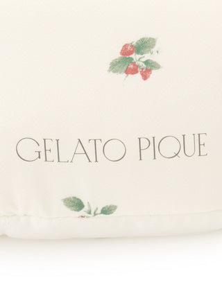 Retro Strawberry Tissue Pouch with Handle- Women's Loungewear Bags, Pouches, Eco Bags & Tote Bags at Gelato Pique USA